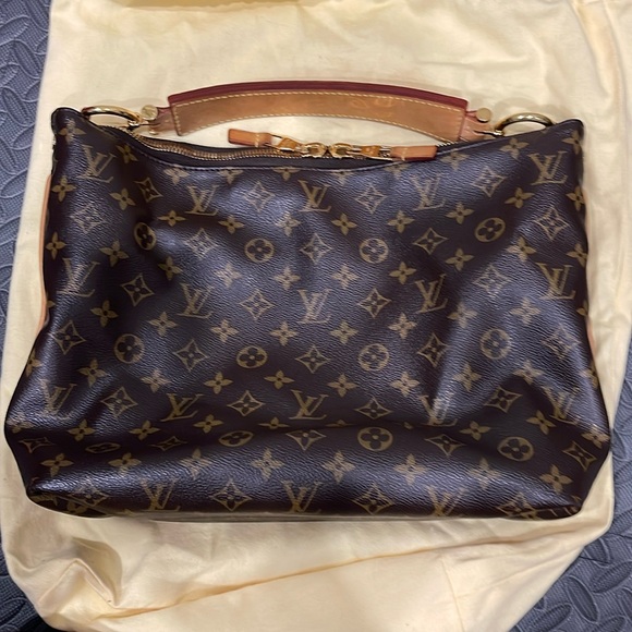 Louis Vuitton Monogram Canvas Delightful Zip Shoulder Bag - Picture 6 of 14